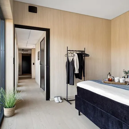 Luxury In Beautiful Lofoten With Jacuzzi And Sauna Kleppstad