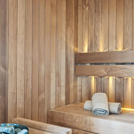 Luxury In Beautiful Lofoten With Jacuzzi And Sauna Apartamento *