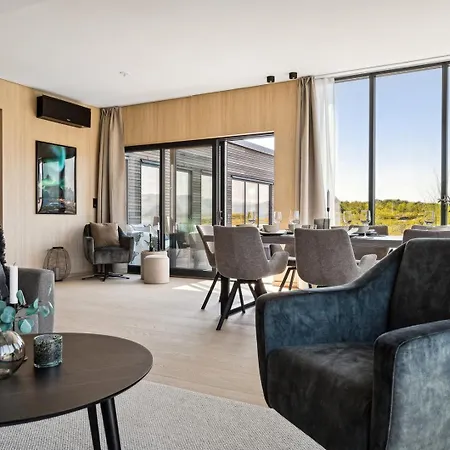 Apartment Luxury In Beautiful Lofoten With Jacuzzi And Sauna *