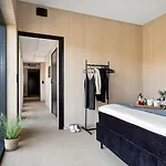 Luxury In Beautiful Lofoten With Jacuzzi And Sauna Kleppstad